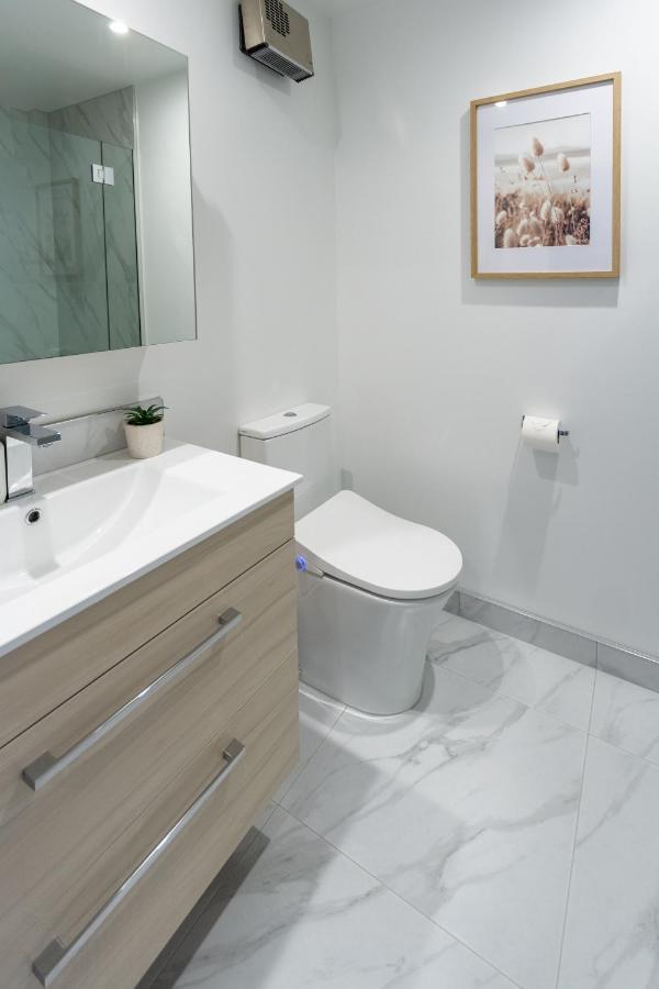 Central Sunny Perch 2 Bed 1 Bath Apartment Christchurch Exterior photo